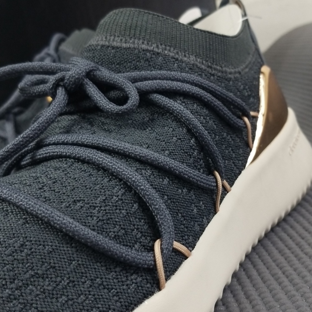 Adidas Ultimamotion Womens 10 - Picture 5 of 8
